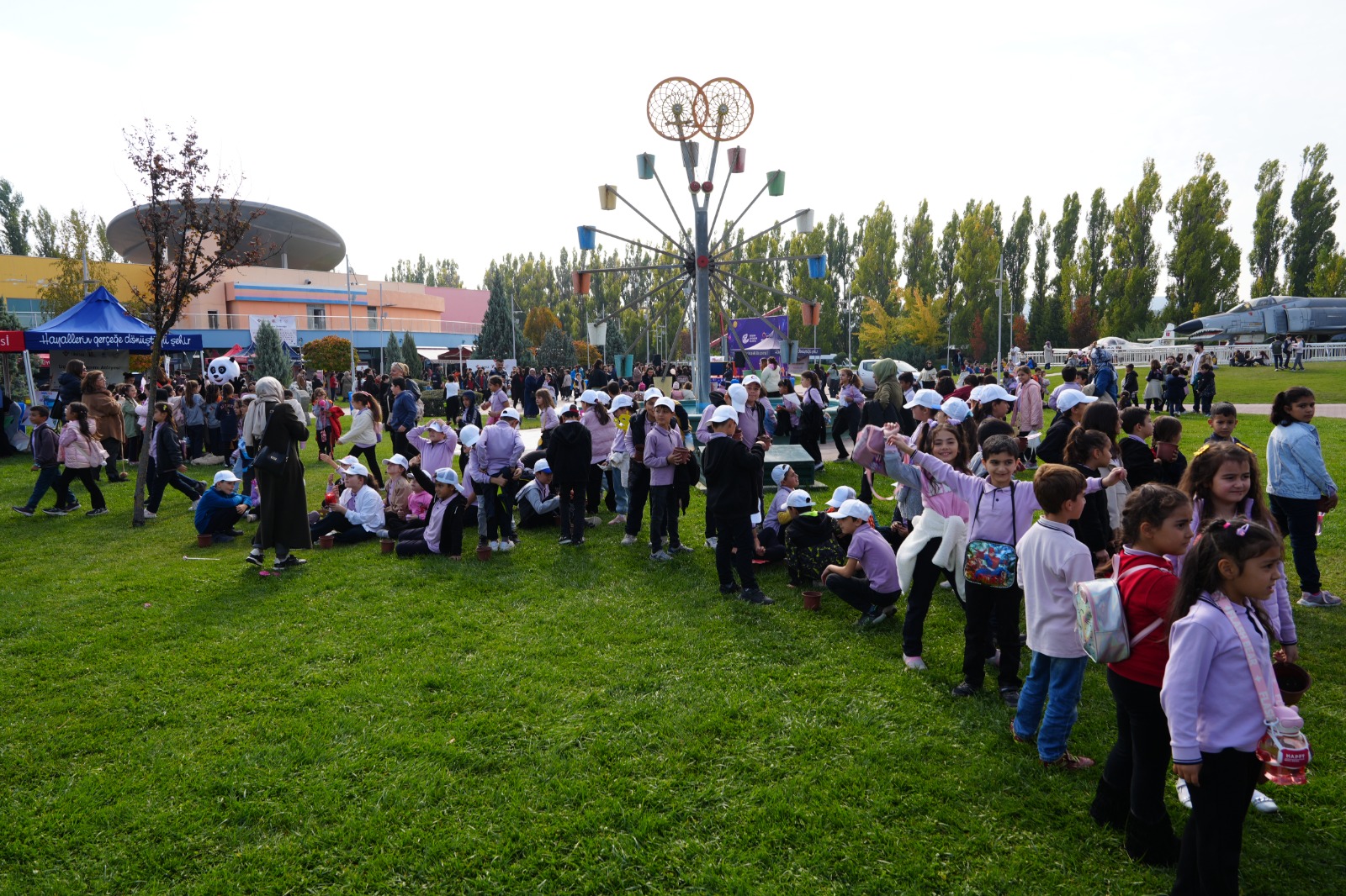 Bi̇li̇mi̇n Kalbi̇ Eski̇şehi̇r’de Atiyor (1)