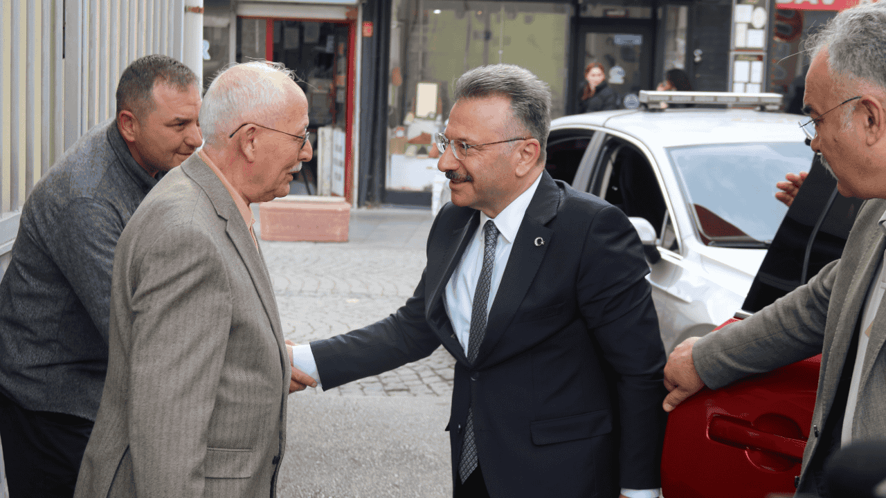 Eskişehir'de Asırlık Fabrika 100'Üncü Yılını Vali Aksoy'la Kutladı