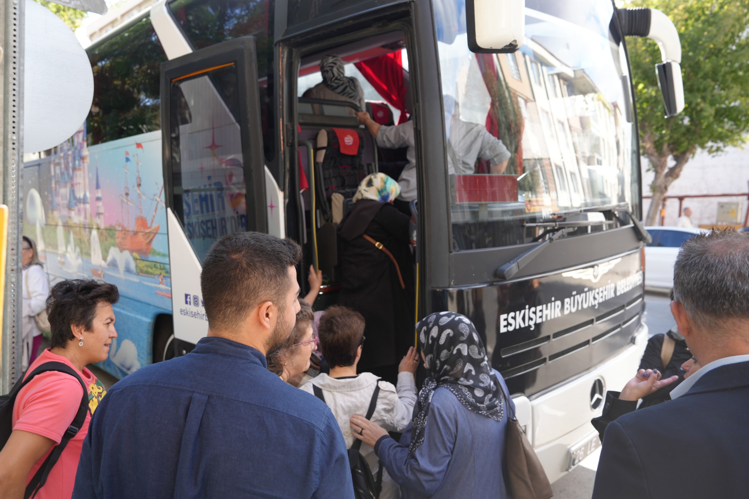 Eski̇şehi̇r'i̇n Kadinlari Tari̇hi̇ Keşfe Çikti (8)