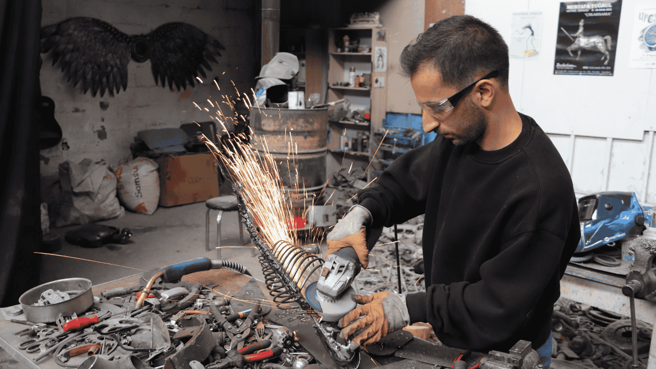 Eskişehirli Genç Deniz Tutkusunu Metalle Birleştirdi (1)