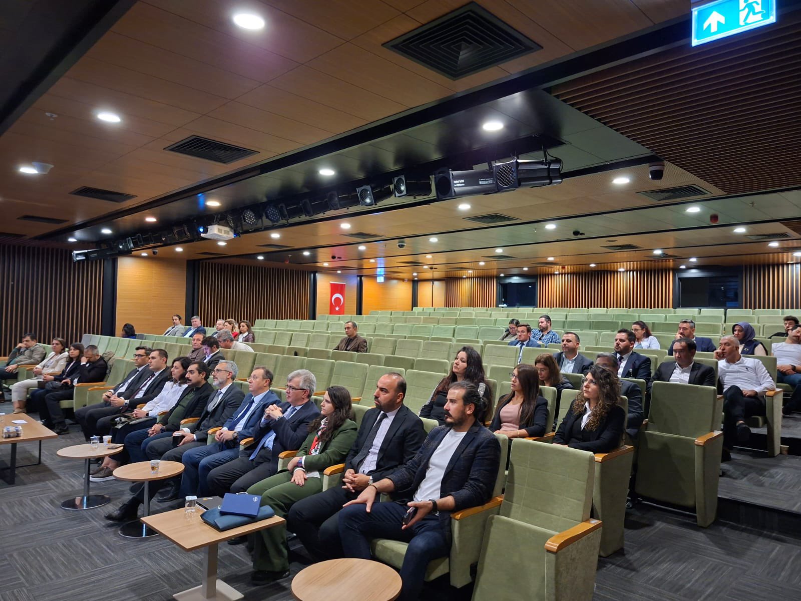 G4H I Hhg W4 A A8 A V D