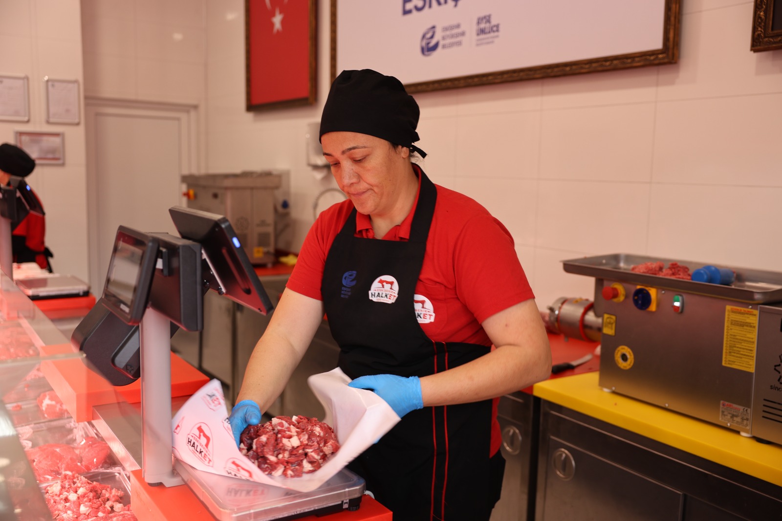 Günlük Kesi̇m, Uygun Fi̇yat Halk Et Market’te (10)