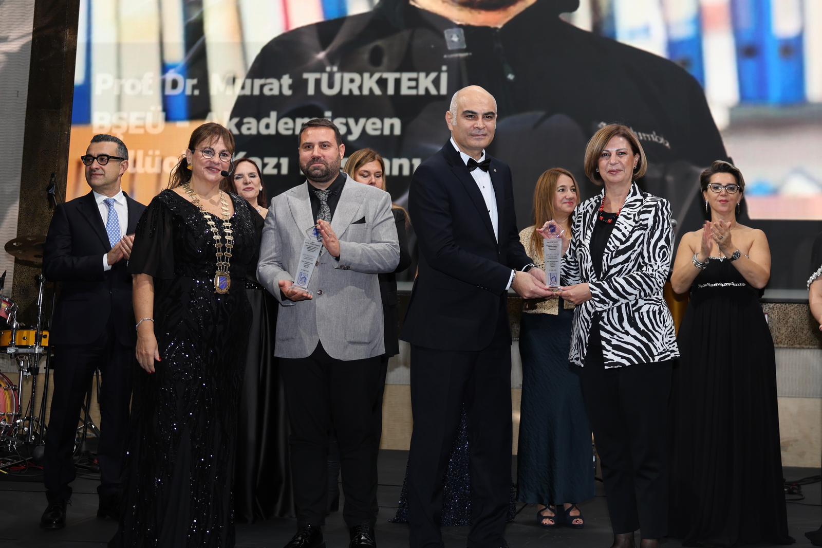 Küllüoba Ekmeği̇ne Turi̇zmde Kali̇te Ödülü (3)