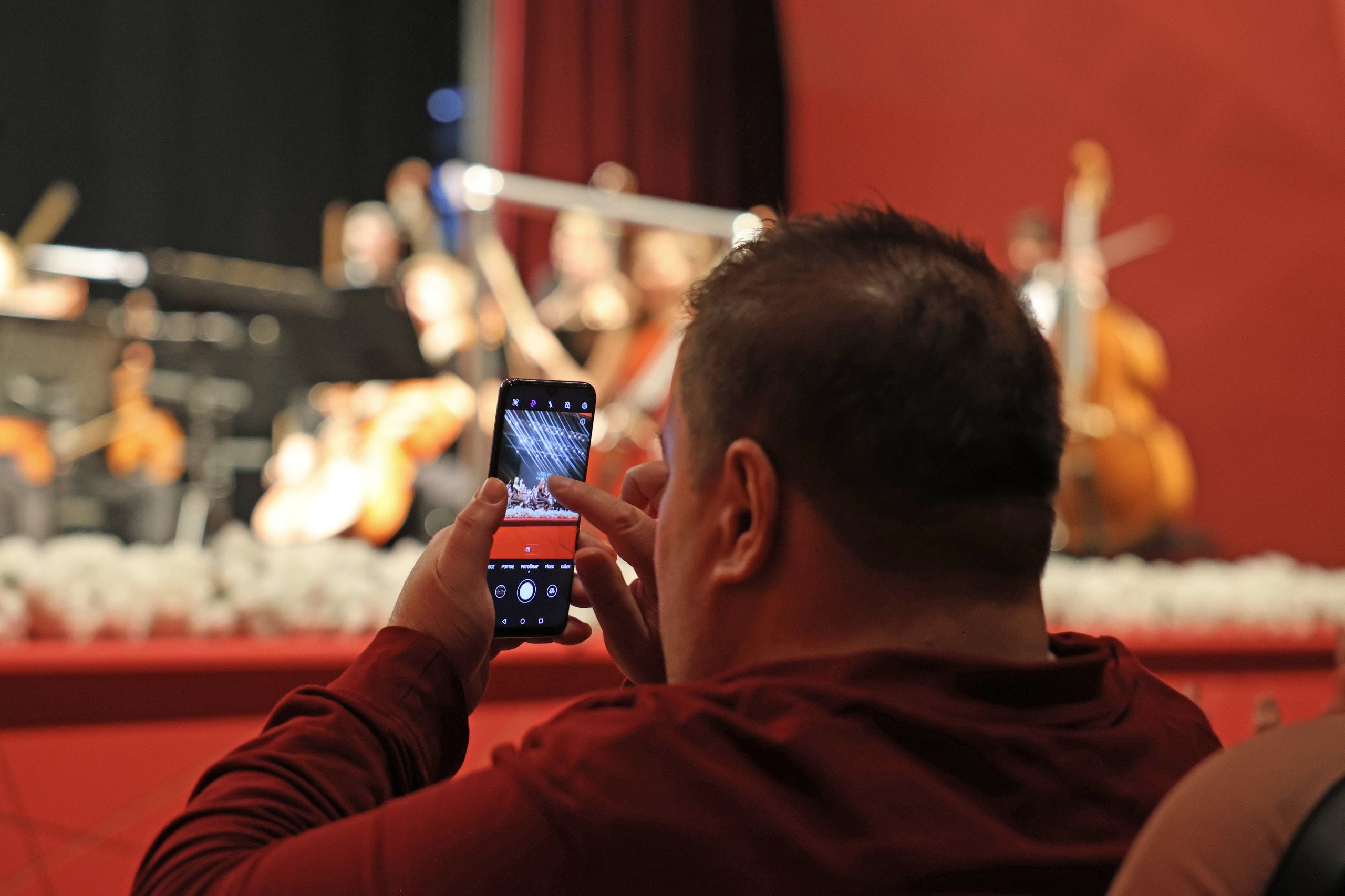 Senfoni̇ Orkestrasi’ndan Hafizalara Kazinan Konser (5)