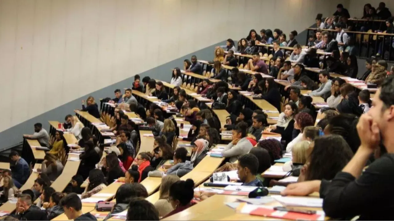 Universitelerde Yeni Donem Artik 3 Yilda Bitirilebilecek 3252789