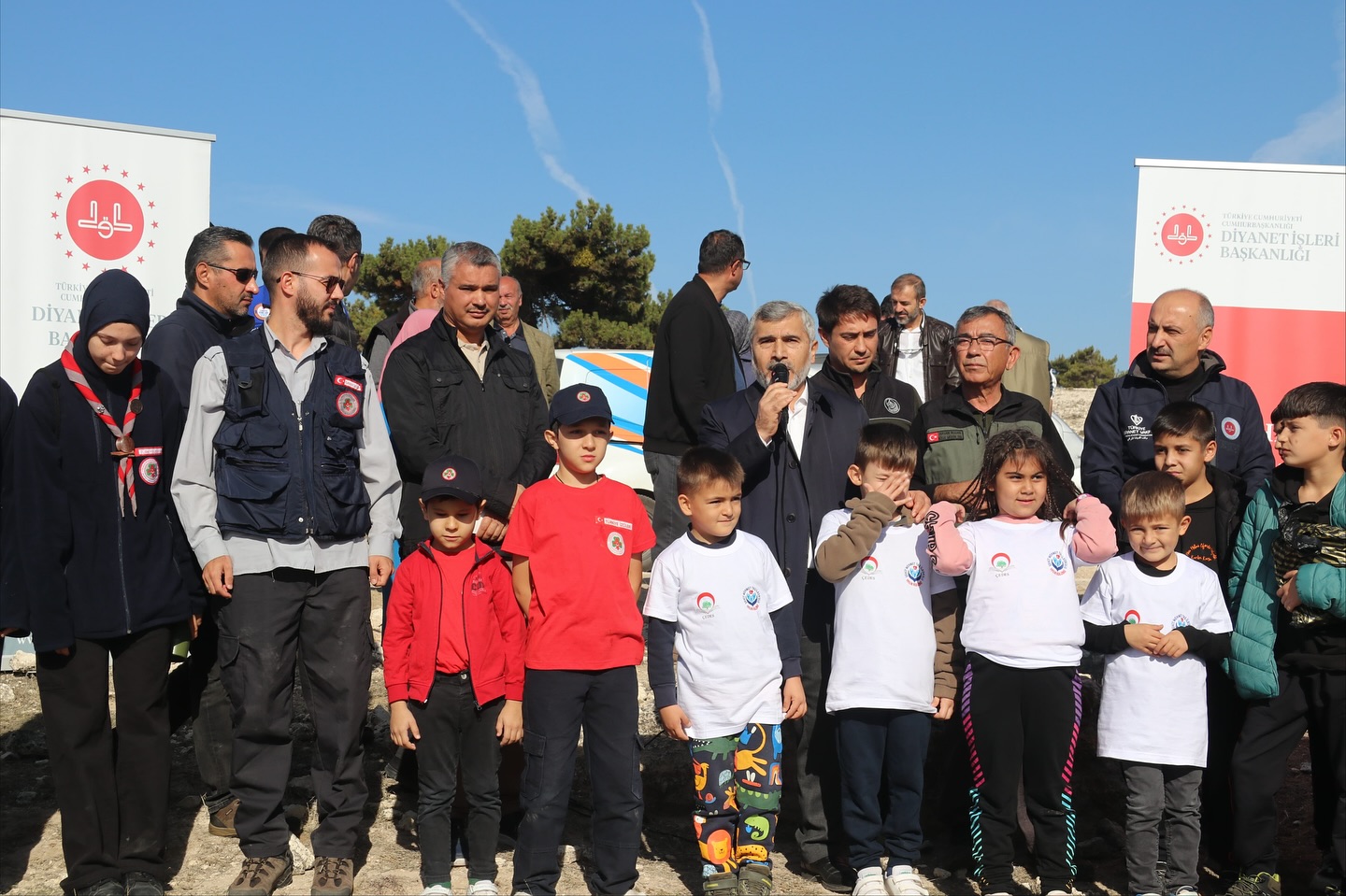 573433641 18110807701600249 8462031698468885996 N