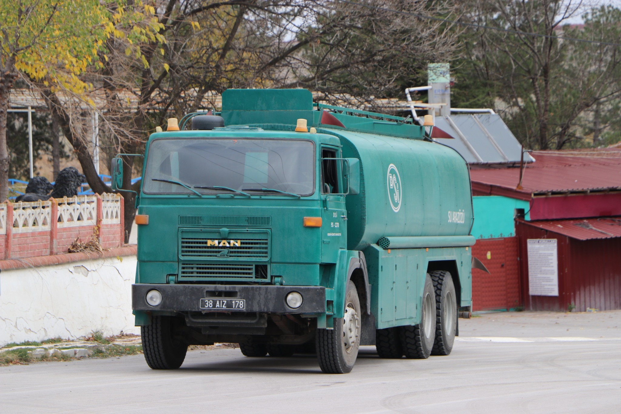 581001437 122224431602265866 2334690044618452204 N