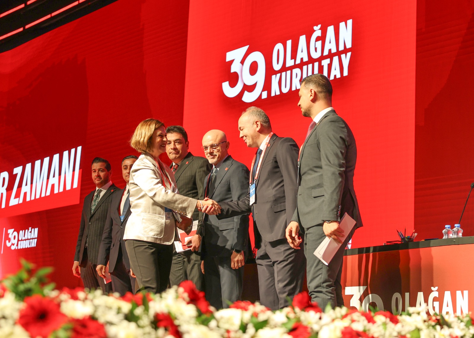 Başkan Ünlüce Chp 39. Olağan Kurultayinda Di̇van Başkani Oldu (13)