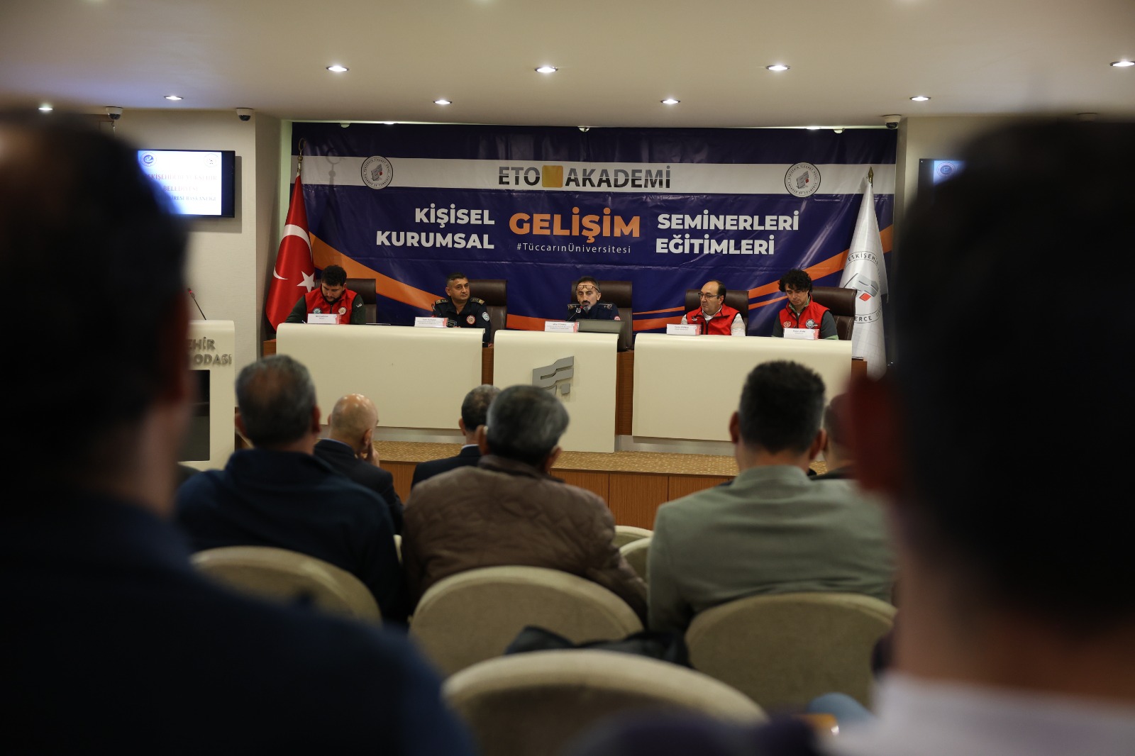 Büyükşehi̇r İtfai̇yesi̇nden Yangin Güvenli̇ği̇ Eği̇ti̇mi̇ (4)