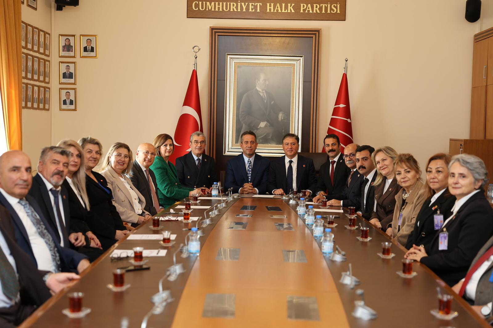 Chp Özgür Özel (5)