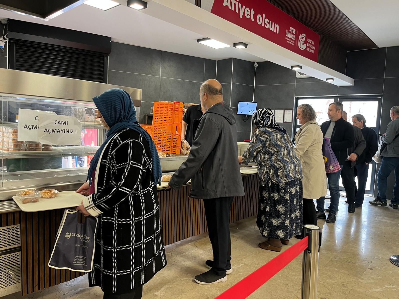 Eskişehir’de 10 Kasım’da Atatürk’ün Sevdiği Yemekler Ikram Edildi (3)