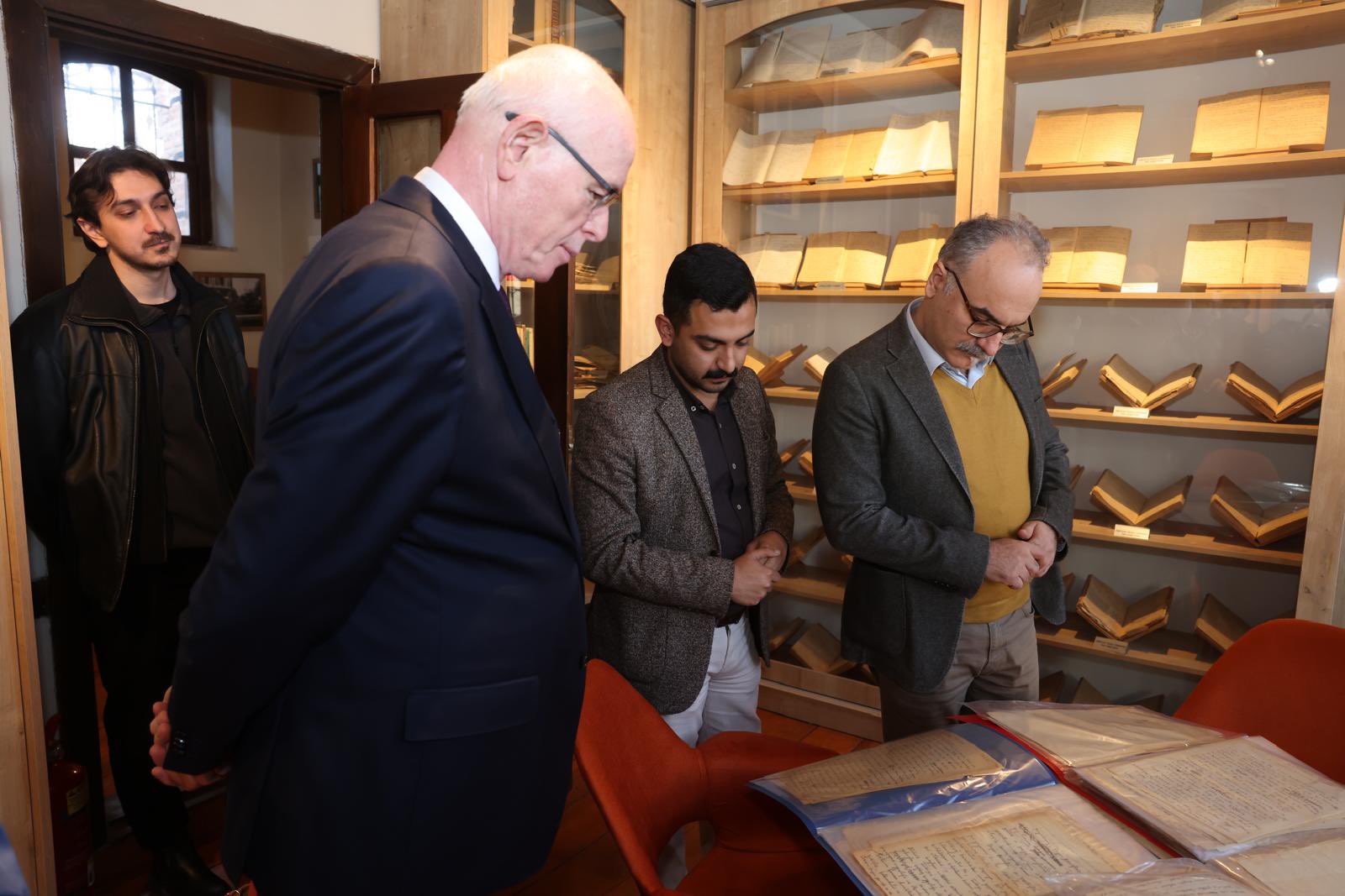 G54K9N O W U A Ip Dzj