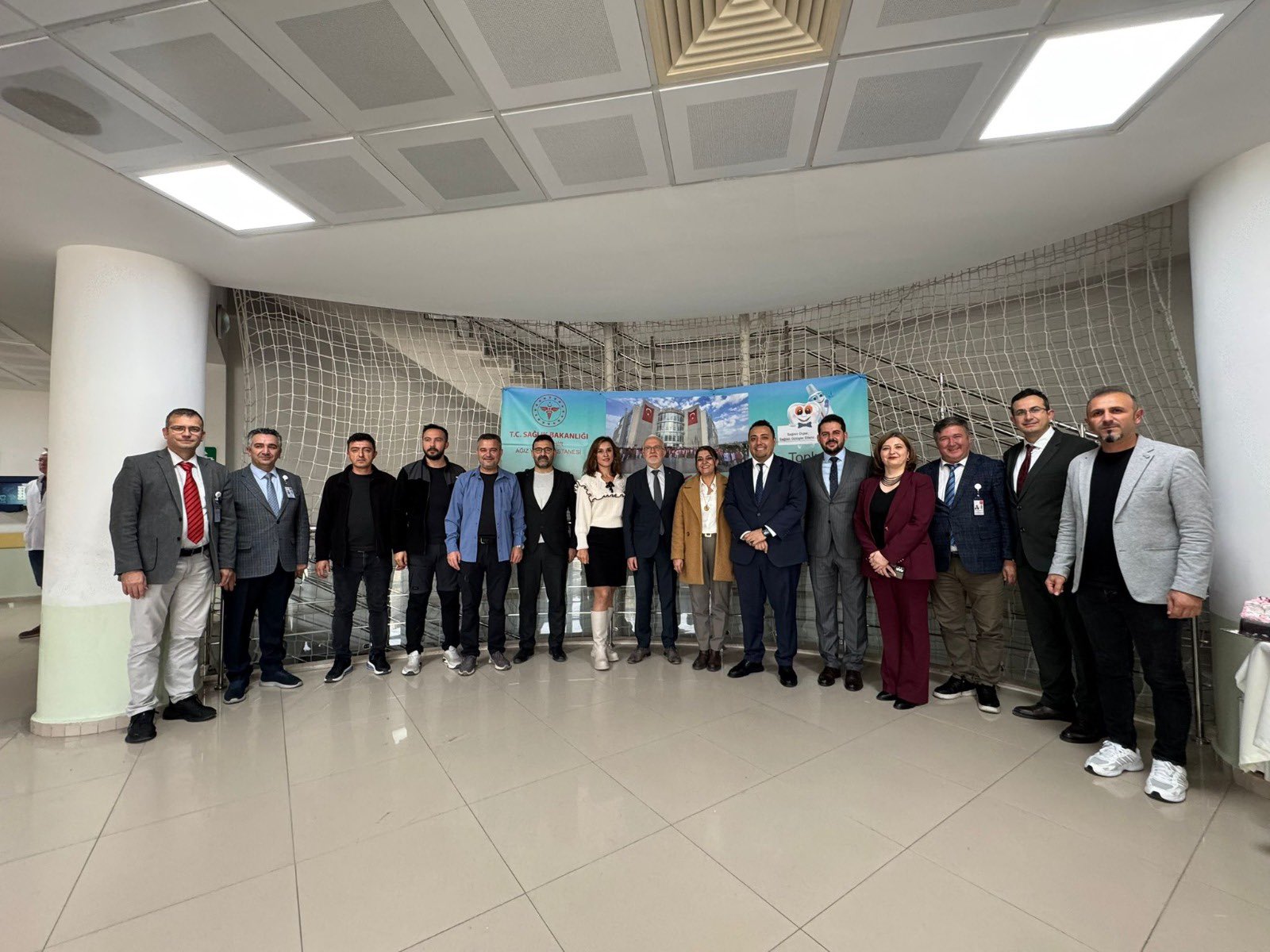 G6 S O Q E Z W Y A A Ore G