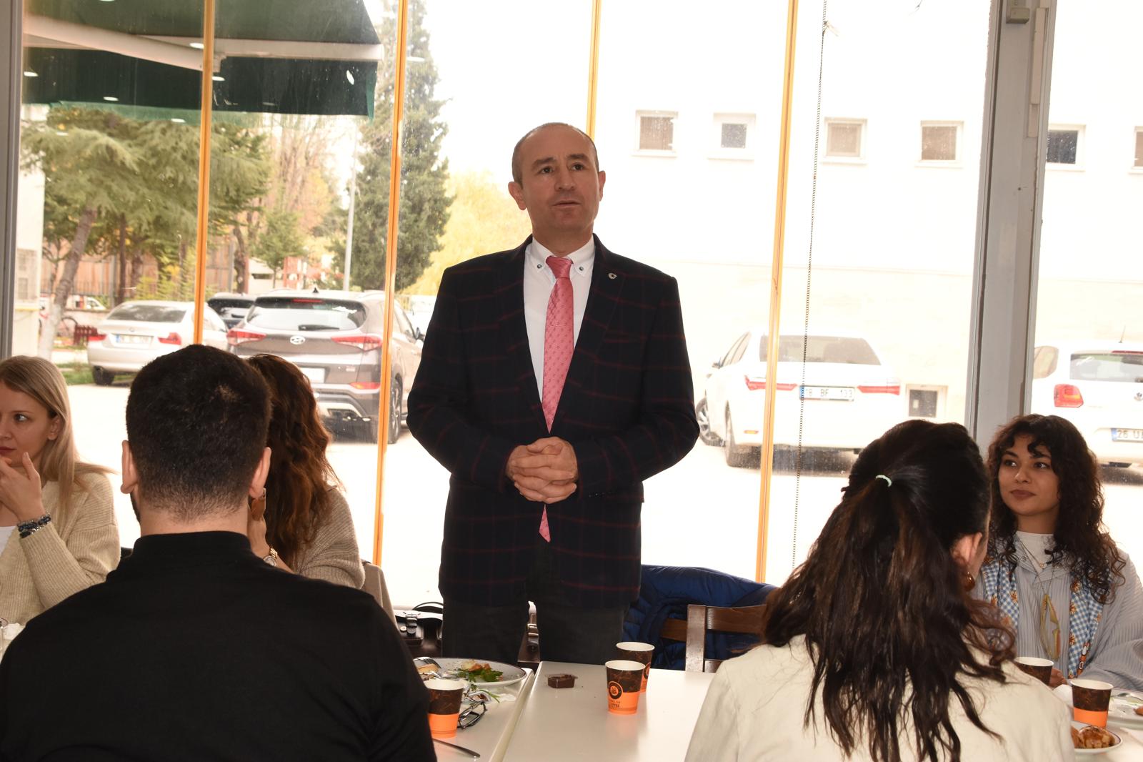 G6Cz Lv B Xo A E W A Gu