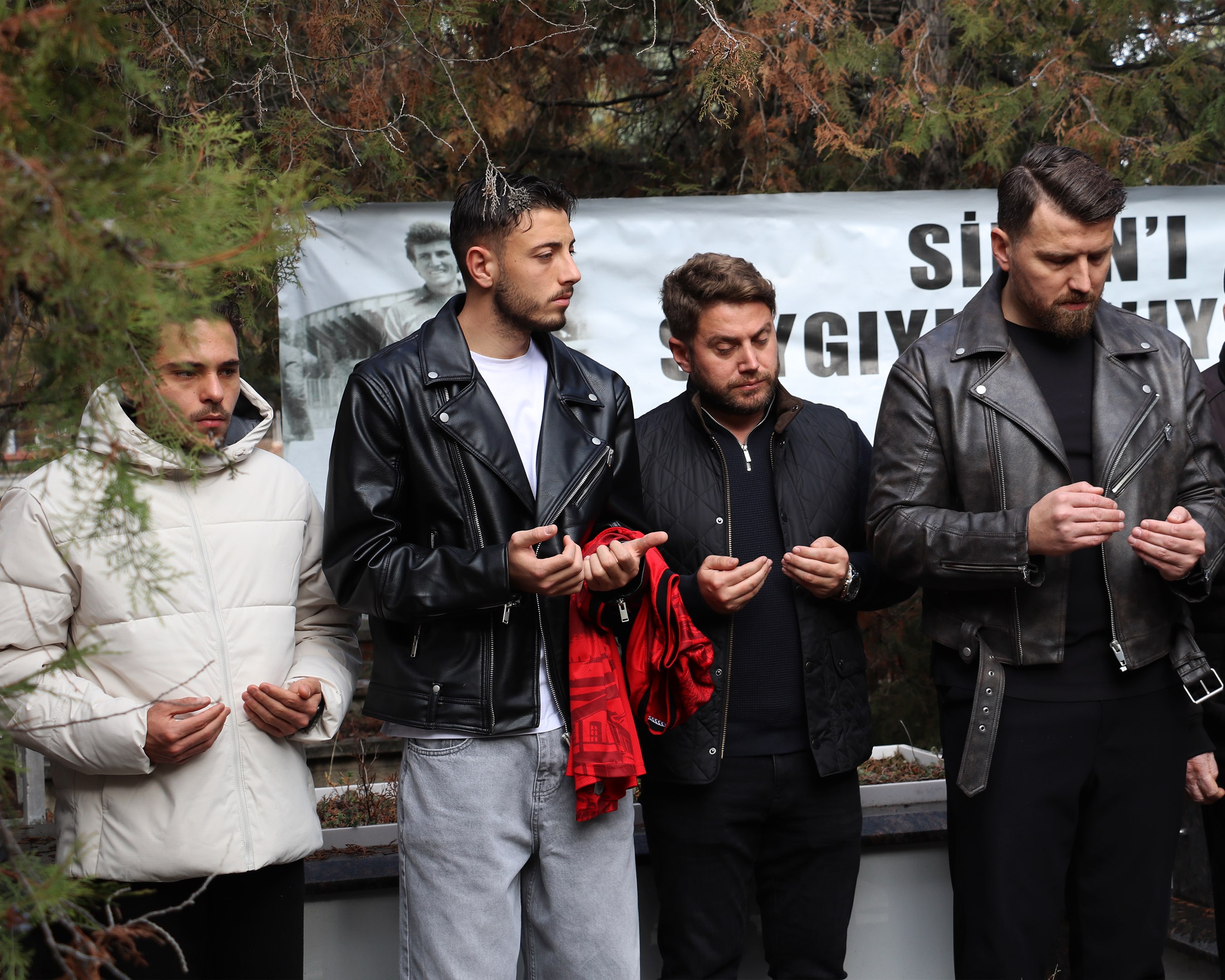 G6Gsdkm X Y A A L2Rc