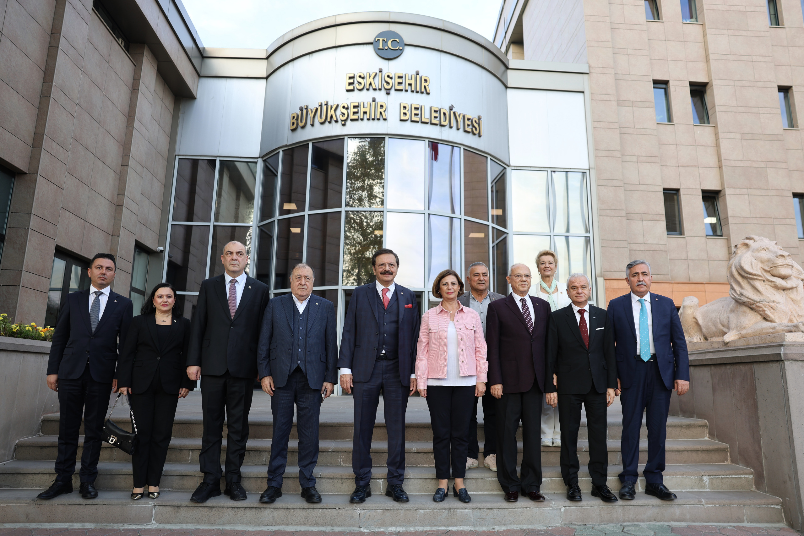 Hi̇sarciklioğlu’ndan Başkan Ünlüce’ye Zi̇yaret (2)