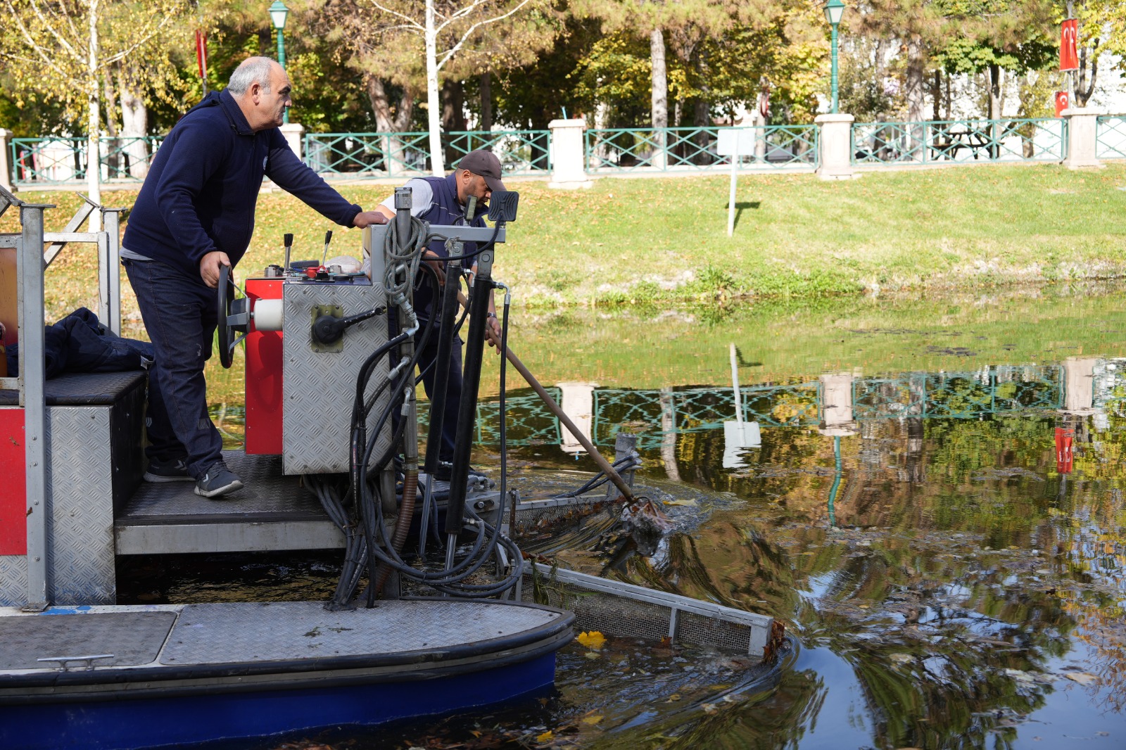Porsuk Çayi’nda Temi̇zli̇k Seferberli̇ği̇ (15)