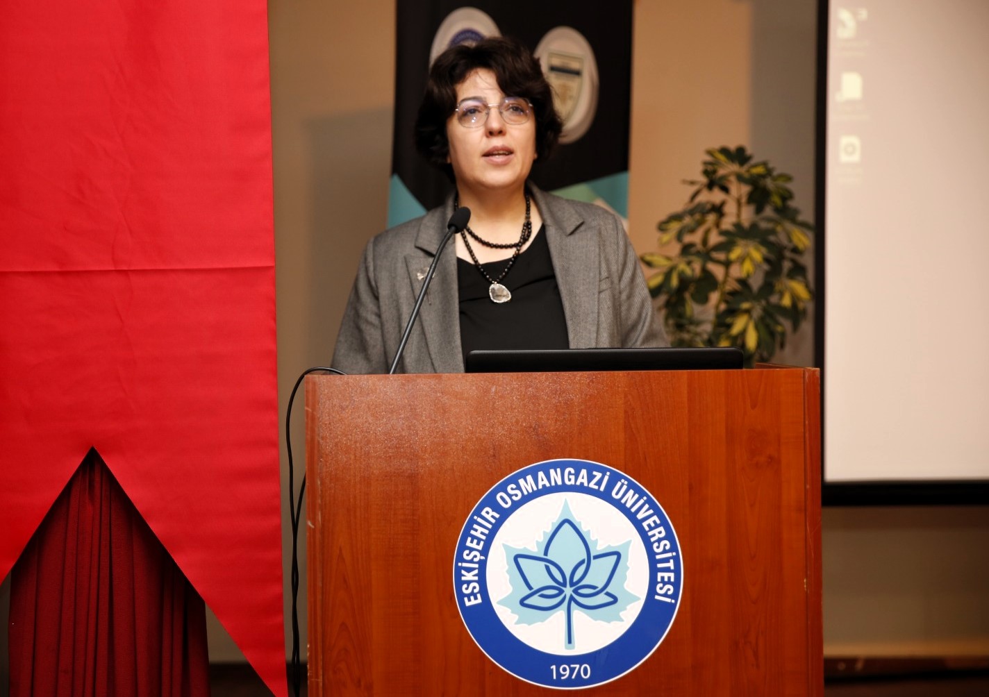 Prof. Dr. Emine Gümüssoy (1)