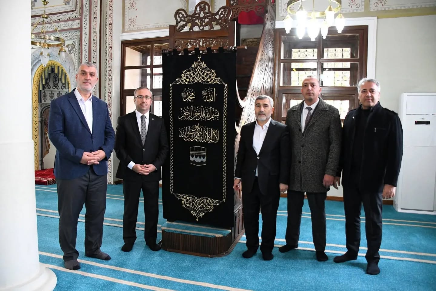 589341257 18113787694600249 4142171413288136792 N