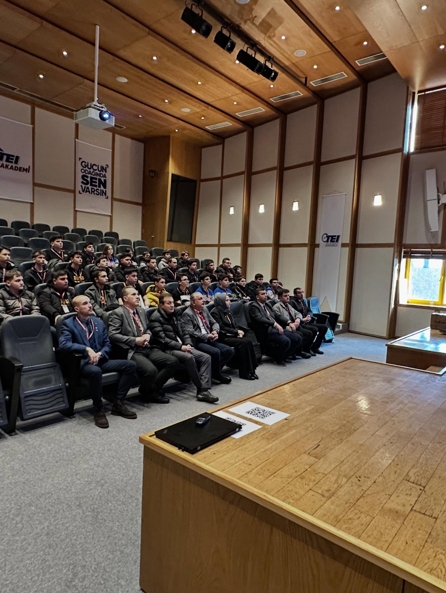 589440537 18097158586880158 4677974443472986755 N