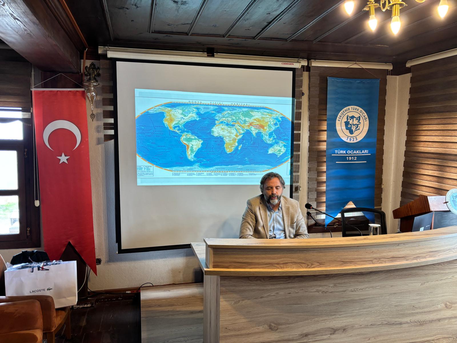 594307148 1320103650153110 3824110567634005537 N