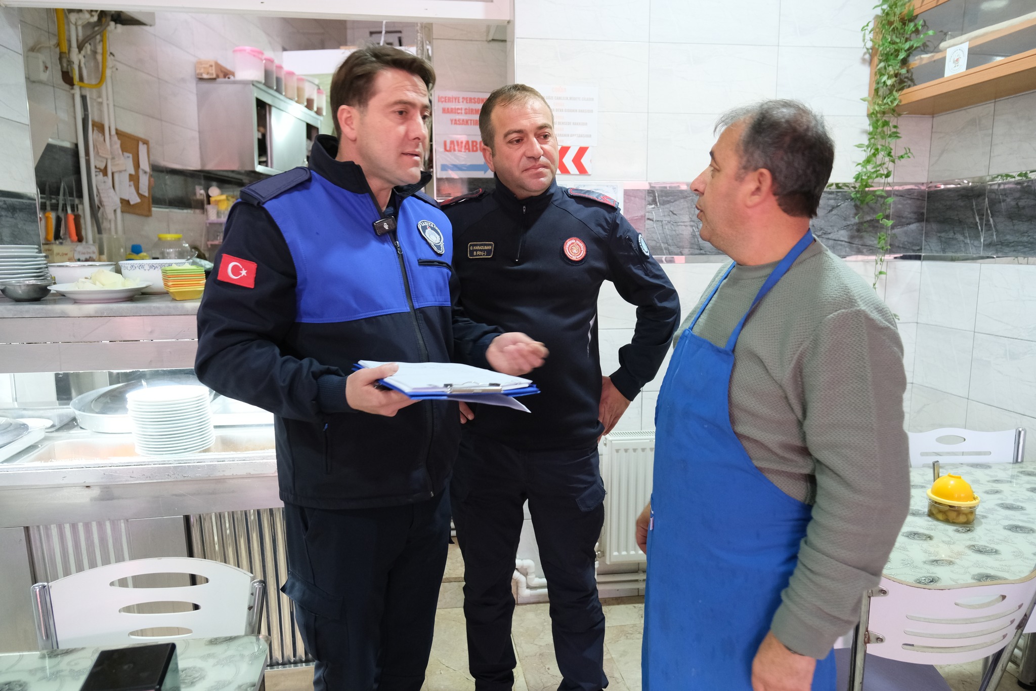 594529611 1329895762512681 7426588815853470255 N