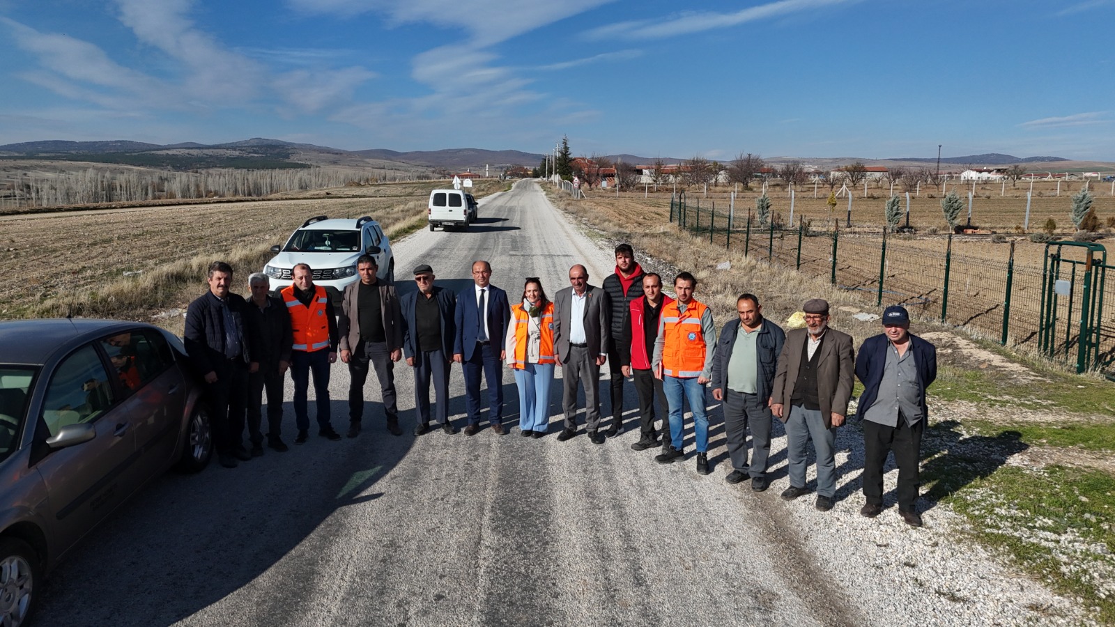 Ayvali Arslanbeyli̇ Arasi Yol Yeni̇leme Çalişmalari Tamamlandi (5)