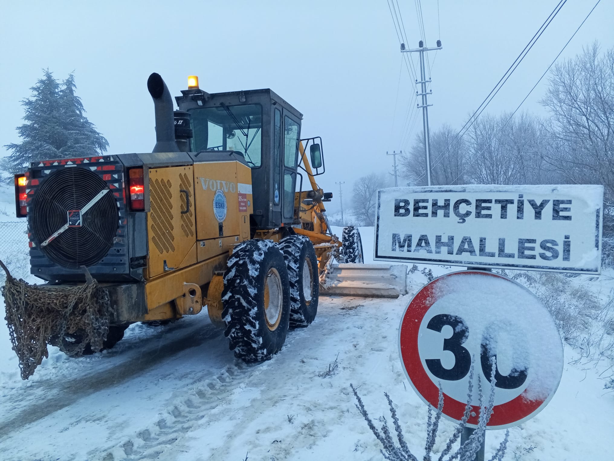 Başkan Ünlüce’den Yol Eki̇bi̇ne Moral Zi̇yareti̇ (9)