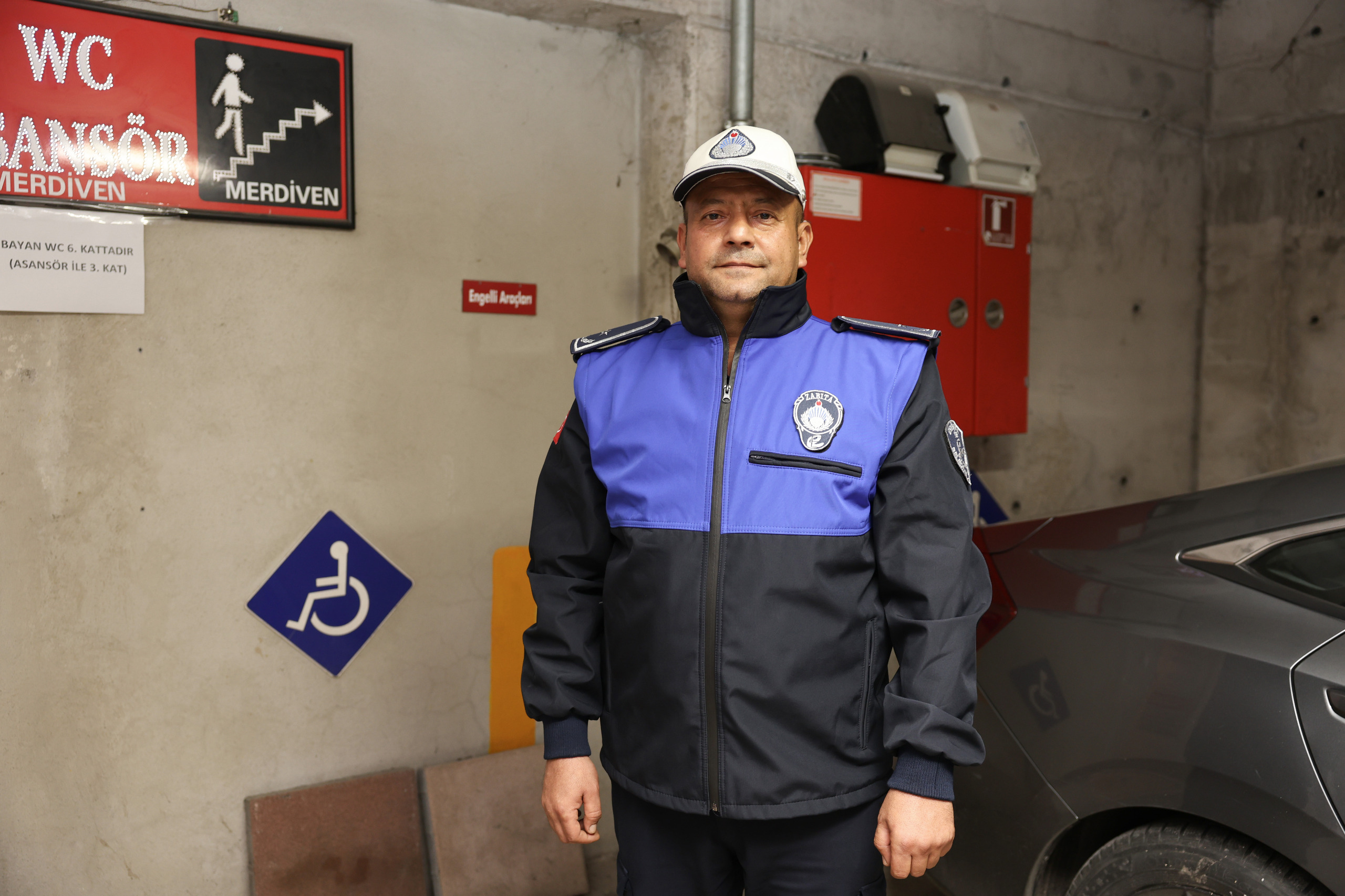 Engelli̇ler Günü’nde Zabita Eki̇pleri̇nden Eri̇şi̇lebi̇li̇rli̇k Deneti̇mi̇ (2)