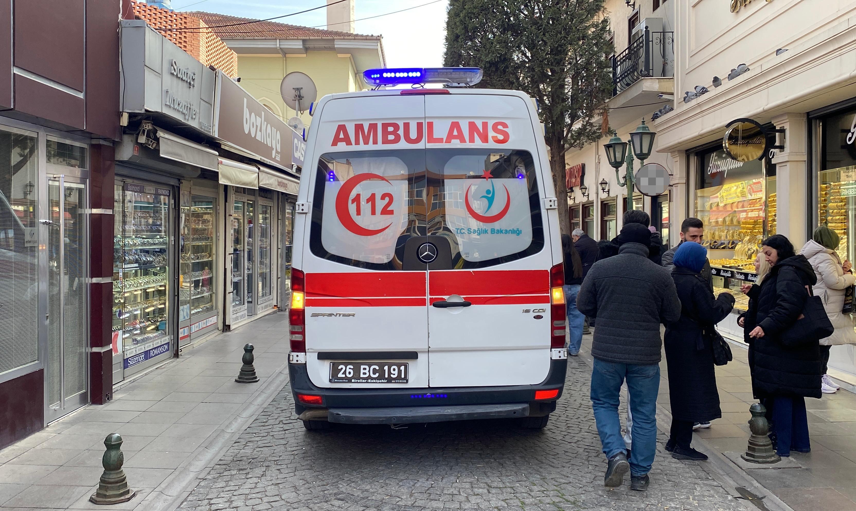 Eskişehir'de Hamamda Yere Düşen Vatandaş Hastanelik Oldu (1)
