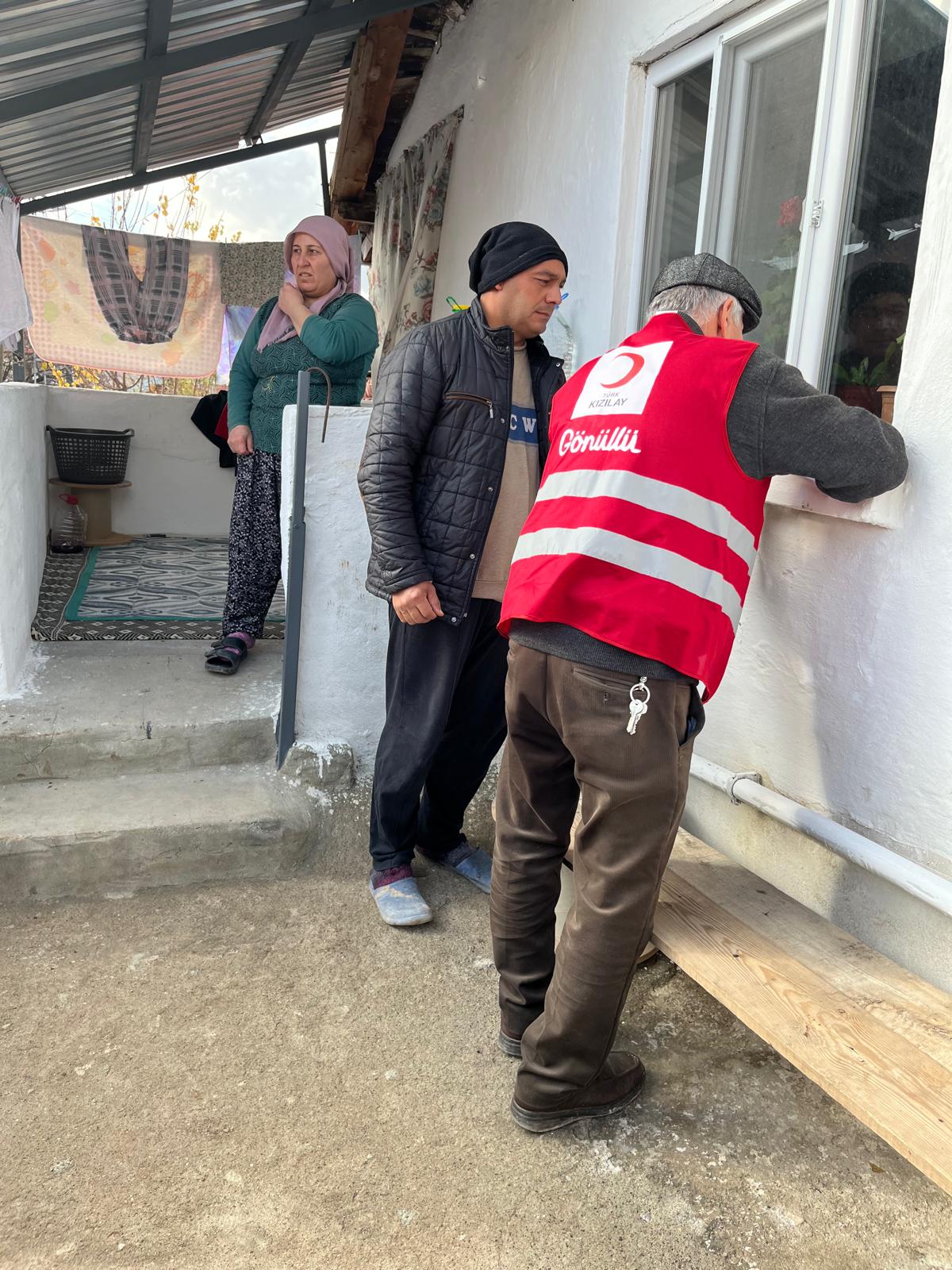 G7 K X Rqy W E A A O F I M