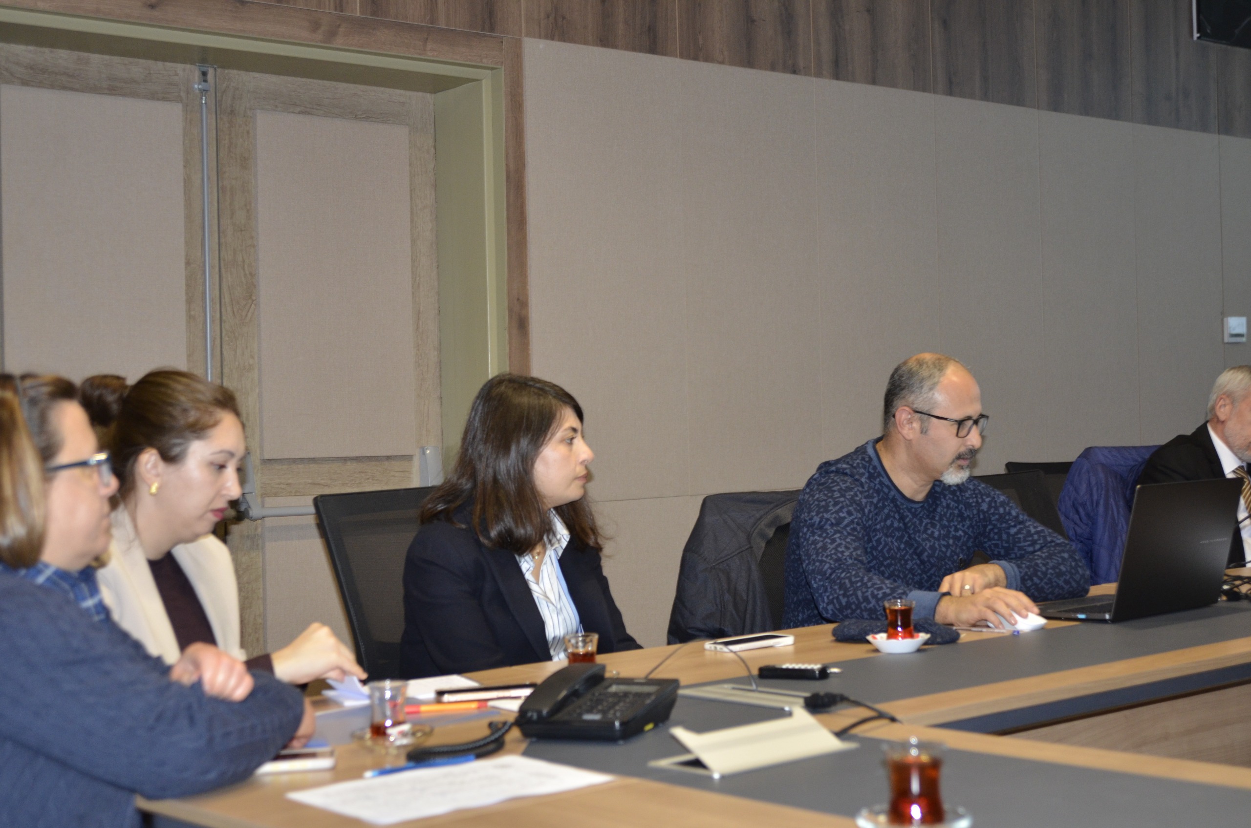 G7Uw P R O Xs A E J3W2