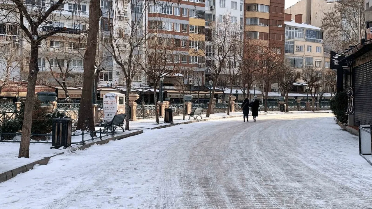 Sdf Buzlanma Sis Konusunda Uyari Geldi