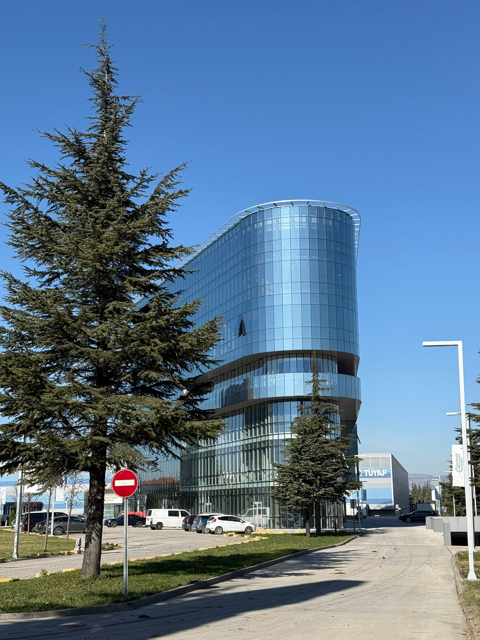 Whatsapp Image 2025 12 31 At 17.47.37