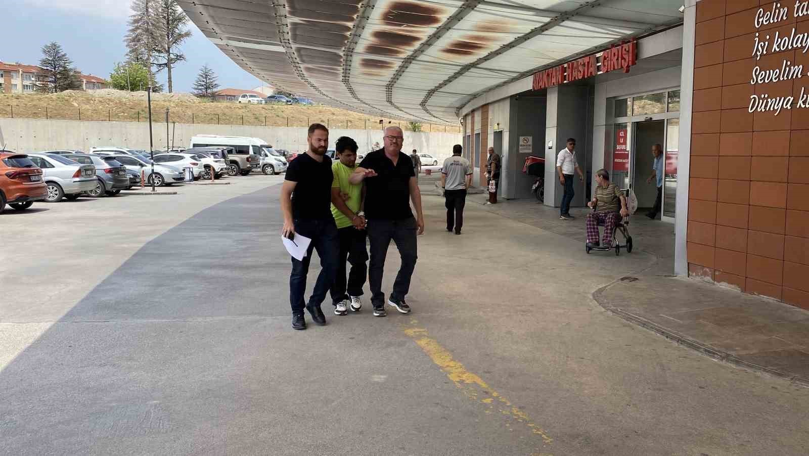 4 çocuk annesi eski sevgilisinin boğazını keserek öldüren sanığa