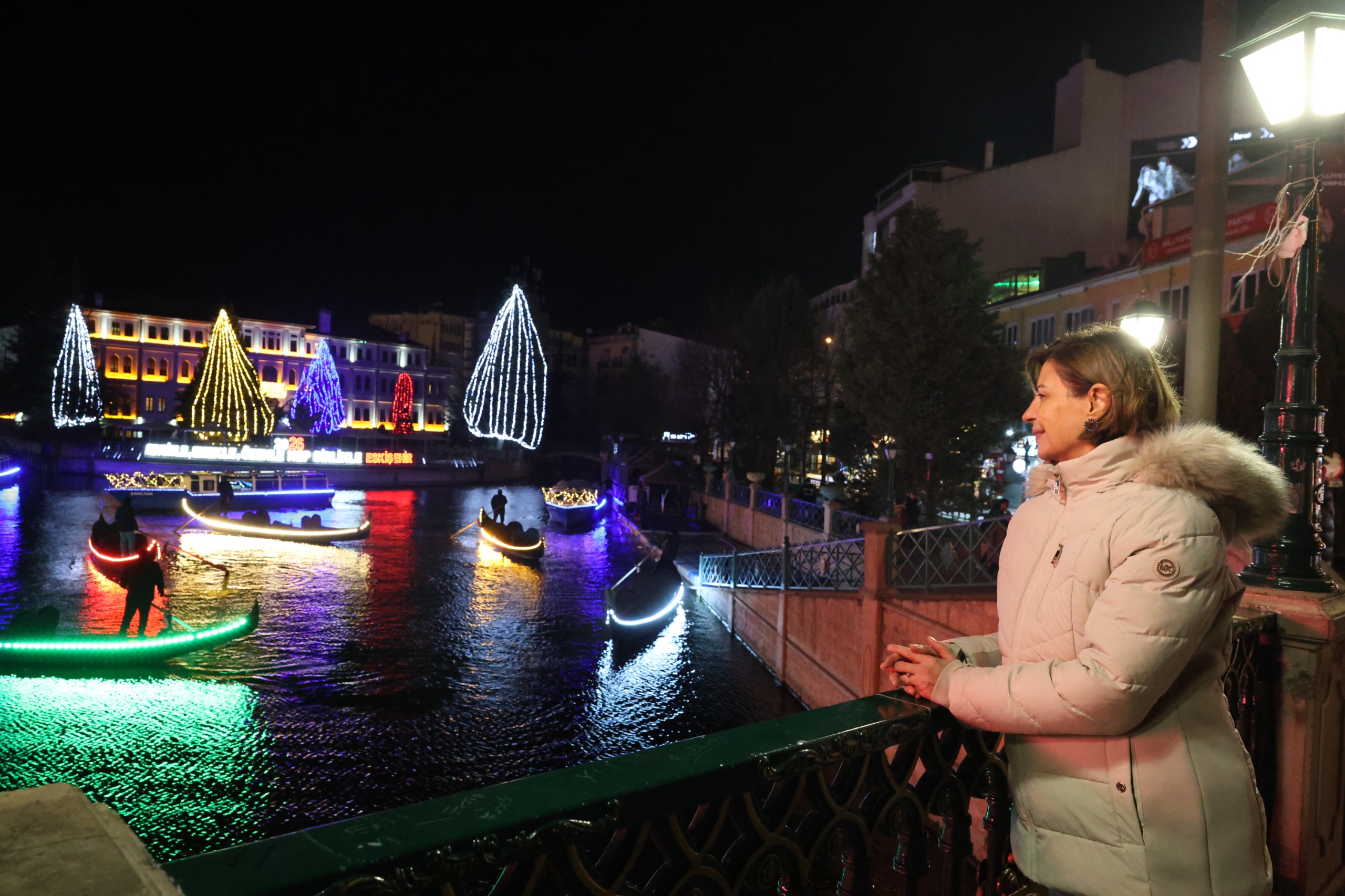 Eski̇şehi̇r 2026’Ya Işil Işil Merhaba Dedi̇ (3)