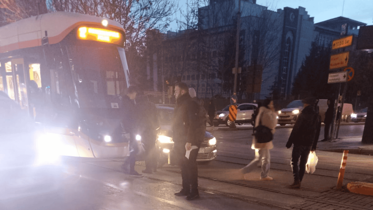 Eskişehir Tramvay Kaza-1
