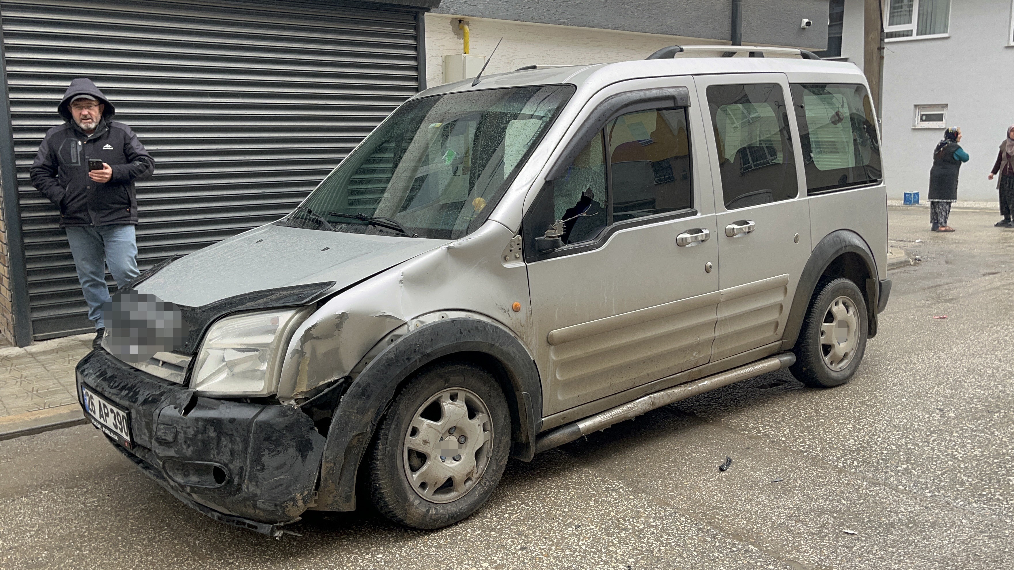 Eskişehir'de Feci Kaza Kamerada! 23 Yaşındaki Genç Ağır Yaralandı (2)