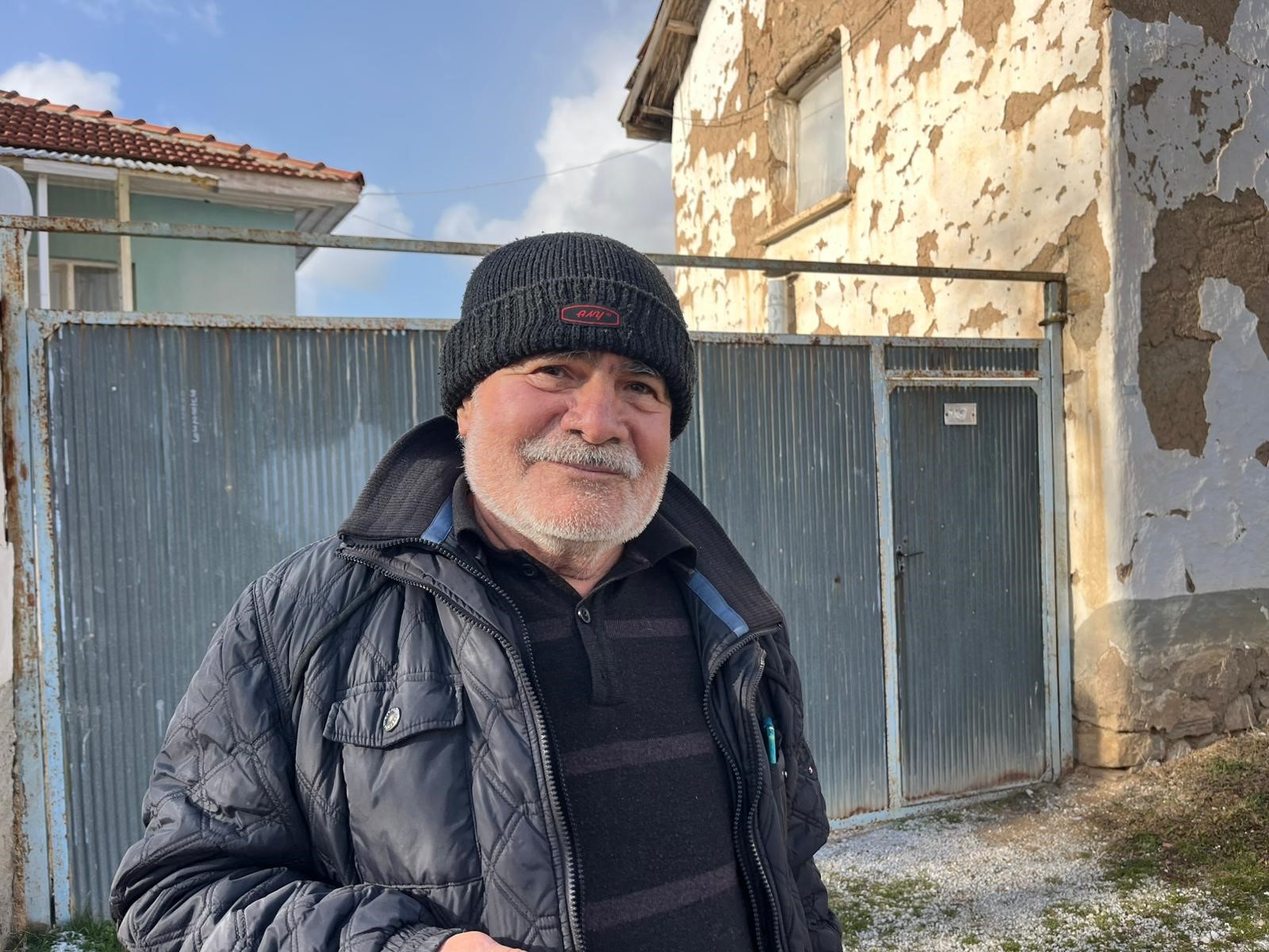 Eskişehir'de Vatandaş Sit Alanı Çıkmazına Girdi! Mahallede Defin Yapacak Yer Kalmadı (3)