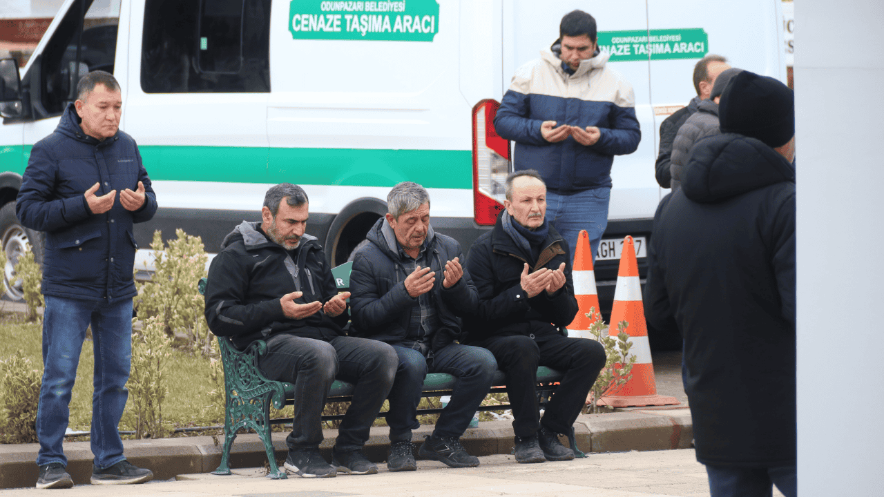 Feci Kazada Hayatını Kaybeden 14 Yaşındaki Kız