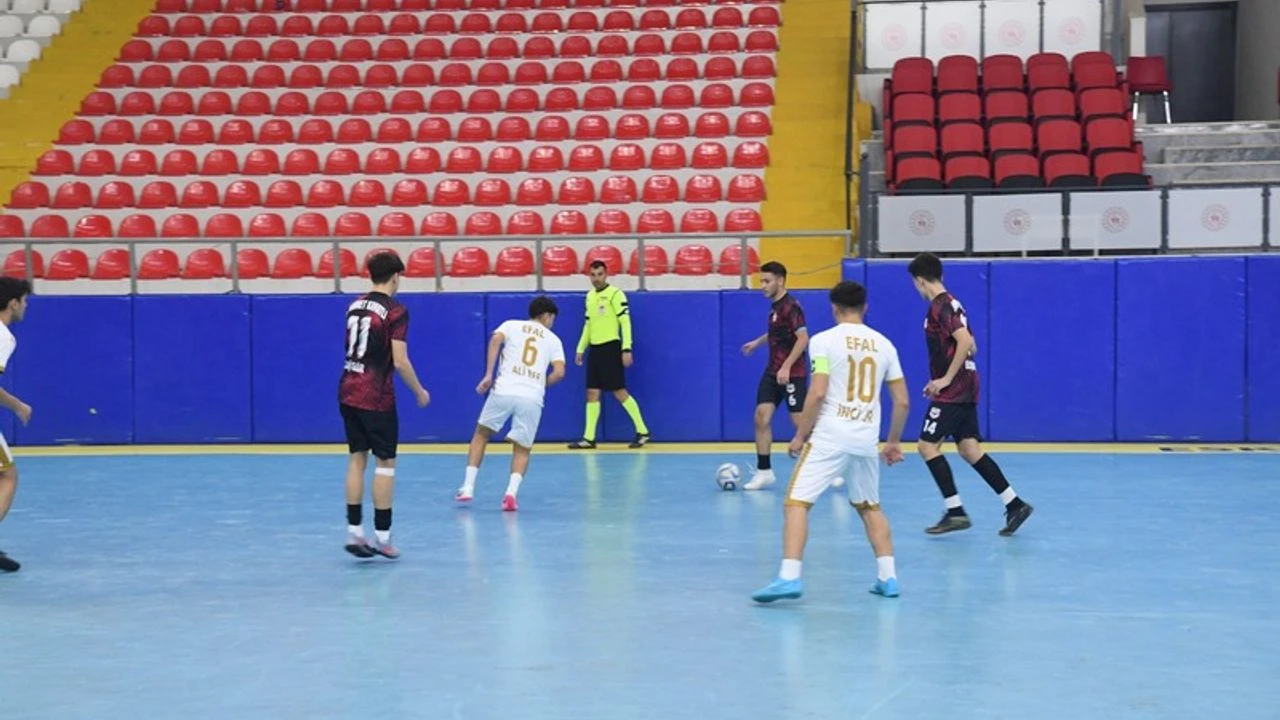 Futsal Genç Erkek