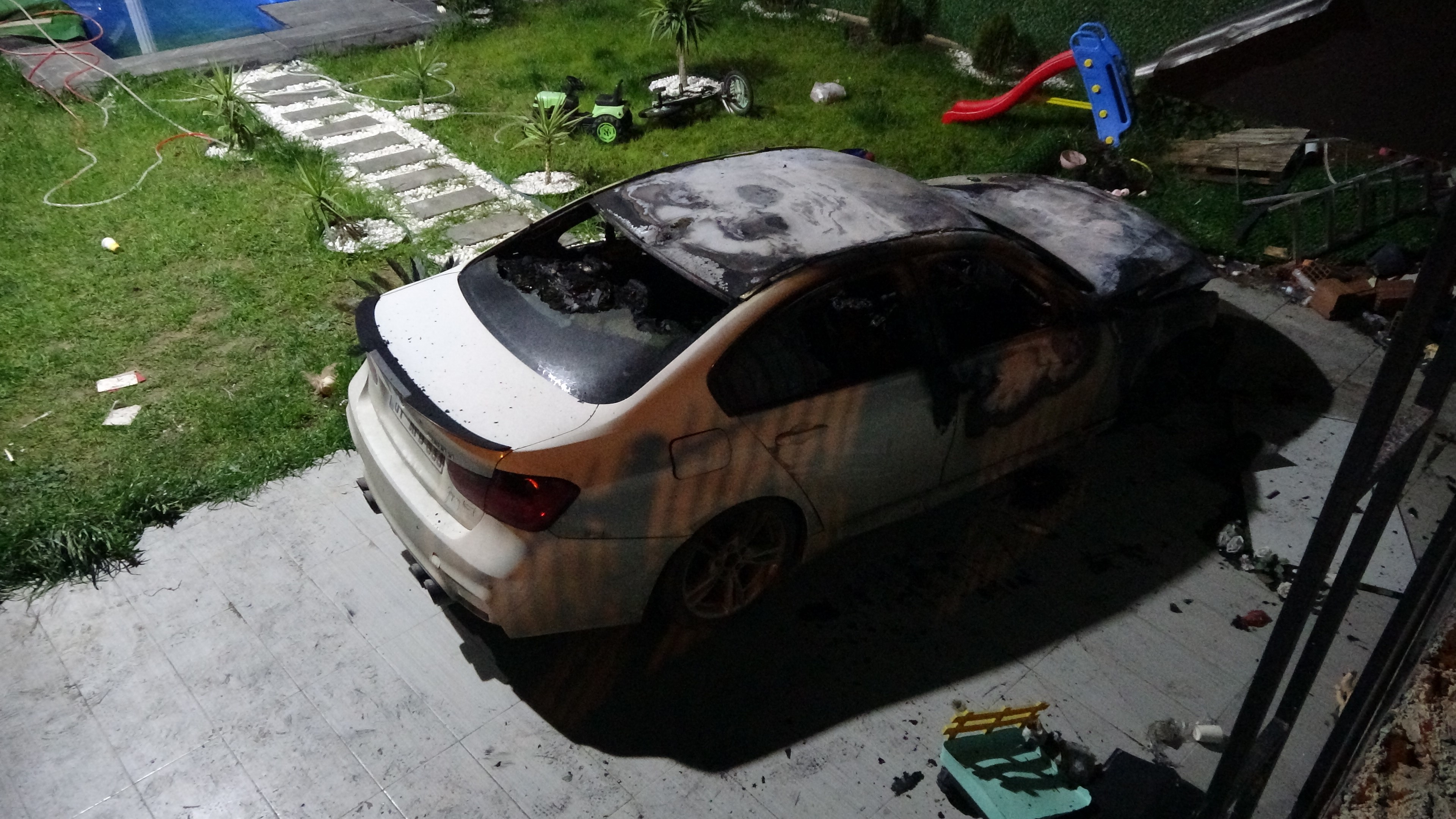 İki Küçük Çocuğunu Acımadan Katletti Cani Adam Sosyal Medya Fenomeni Çıktı (3)