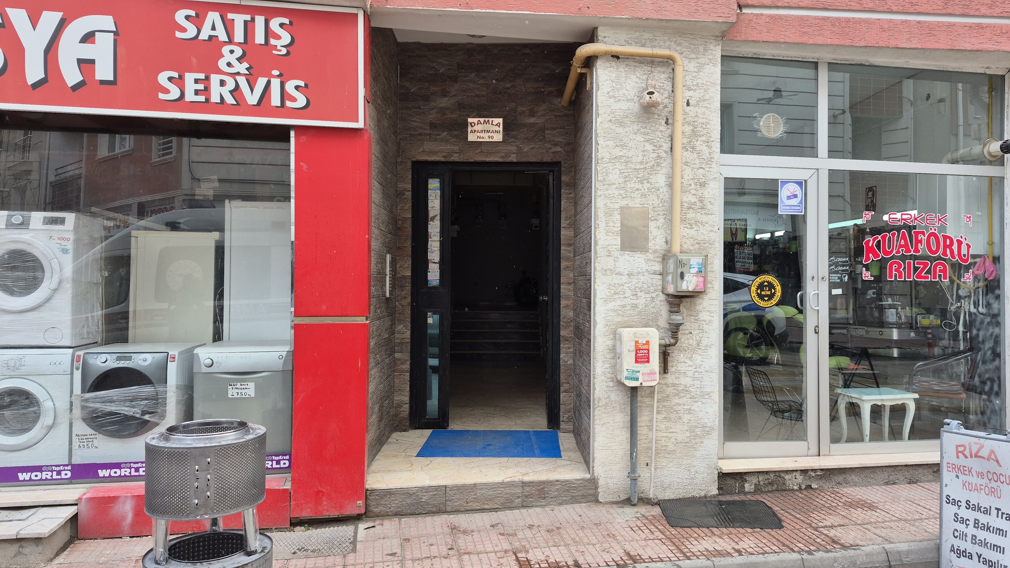 Üvey Oğlu Tarafından Bıçaklanan Adam Hayatını Kaybetti (3)