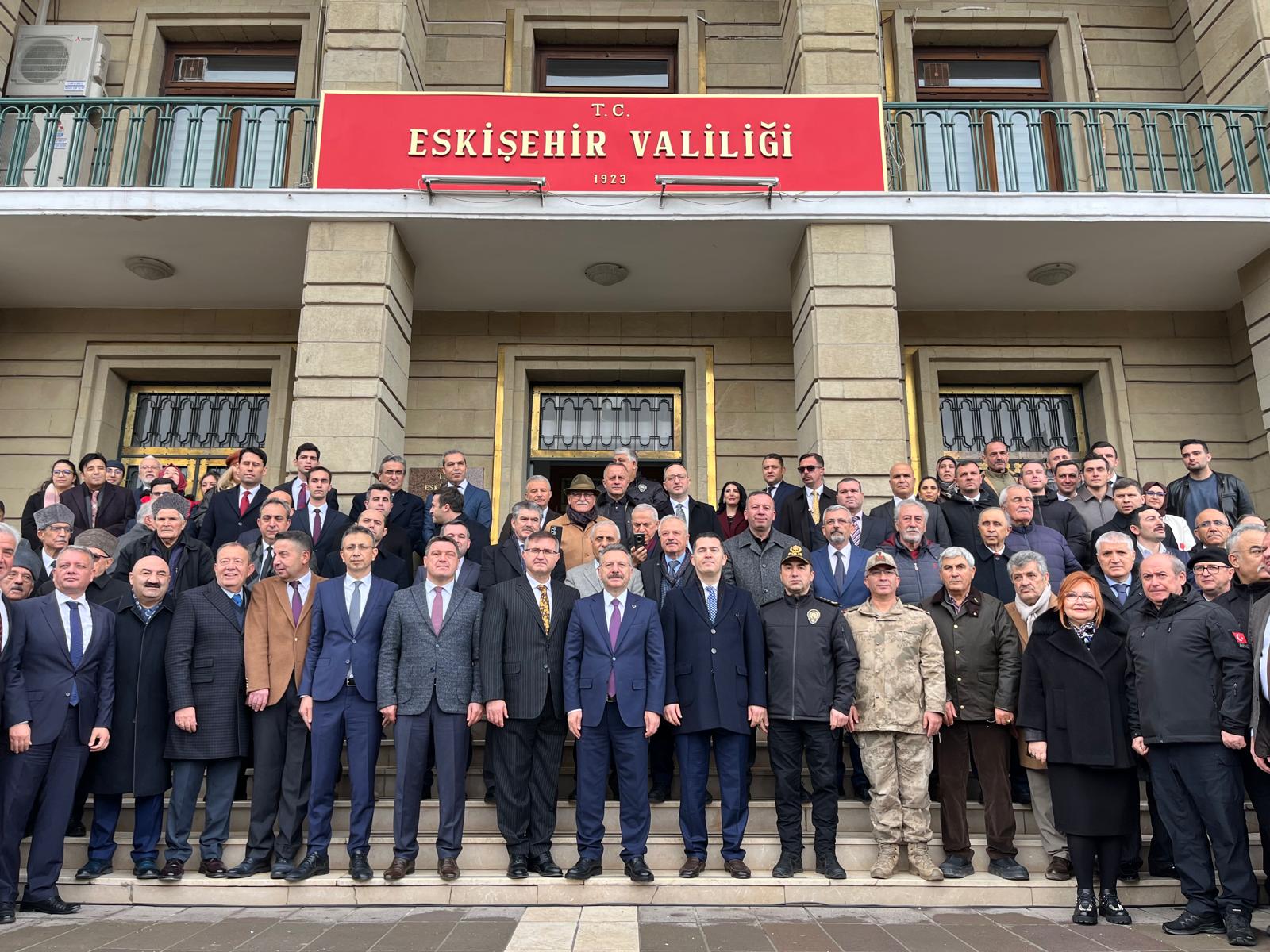 Vali Aksoy, Eskişehir Halkıyla Vedalaştı (2)