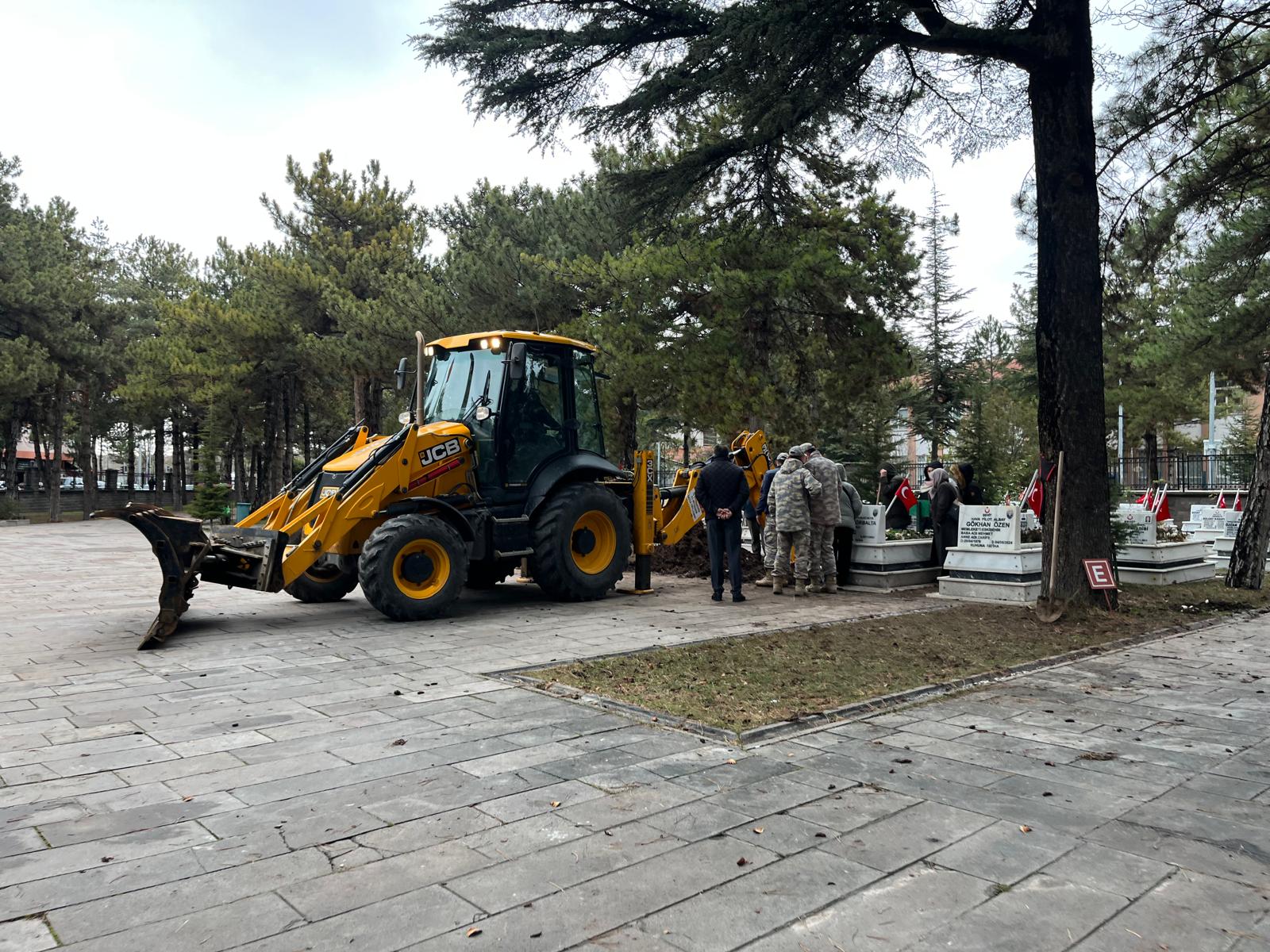 Whatsapp Image 2026 01 12 At 19.04.00 (3)