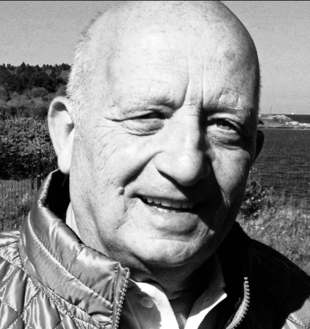 Utku Çakırözer'in babası vefat etti