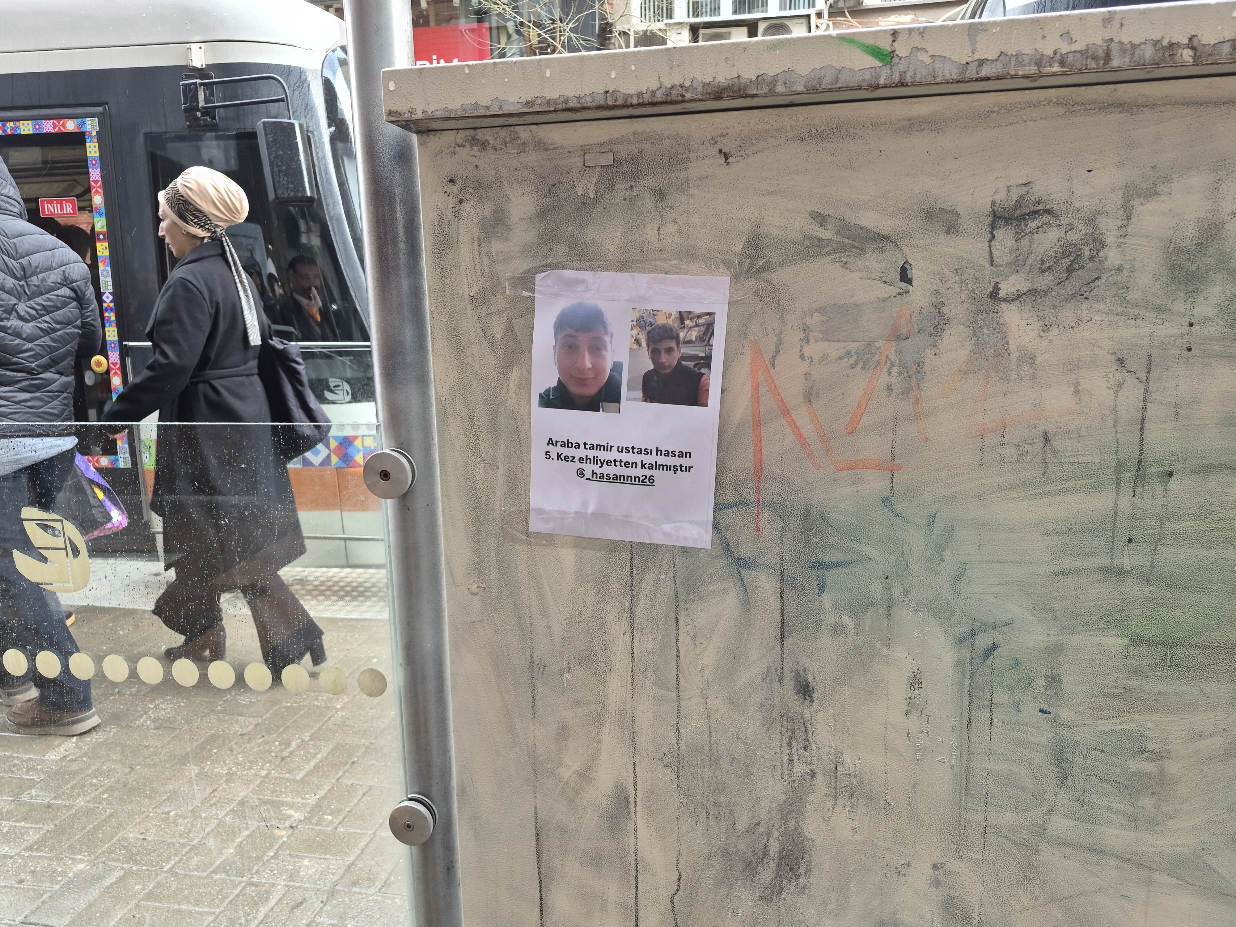 Tramvay Durağı Yazı (1)