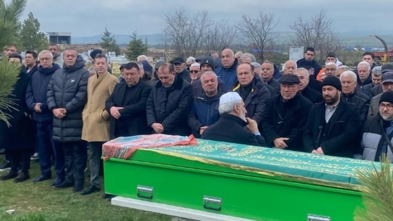 Alp Kardeşler’in Acı Günü Annelerini Toprağa Verdiler (1)