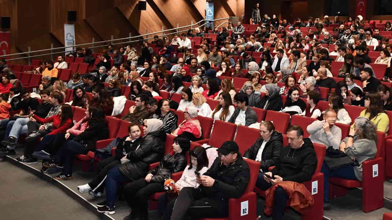 Eskişehir Şehir Tiyatroları1