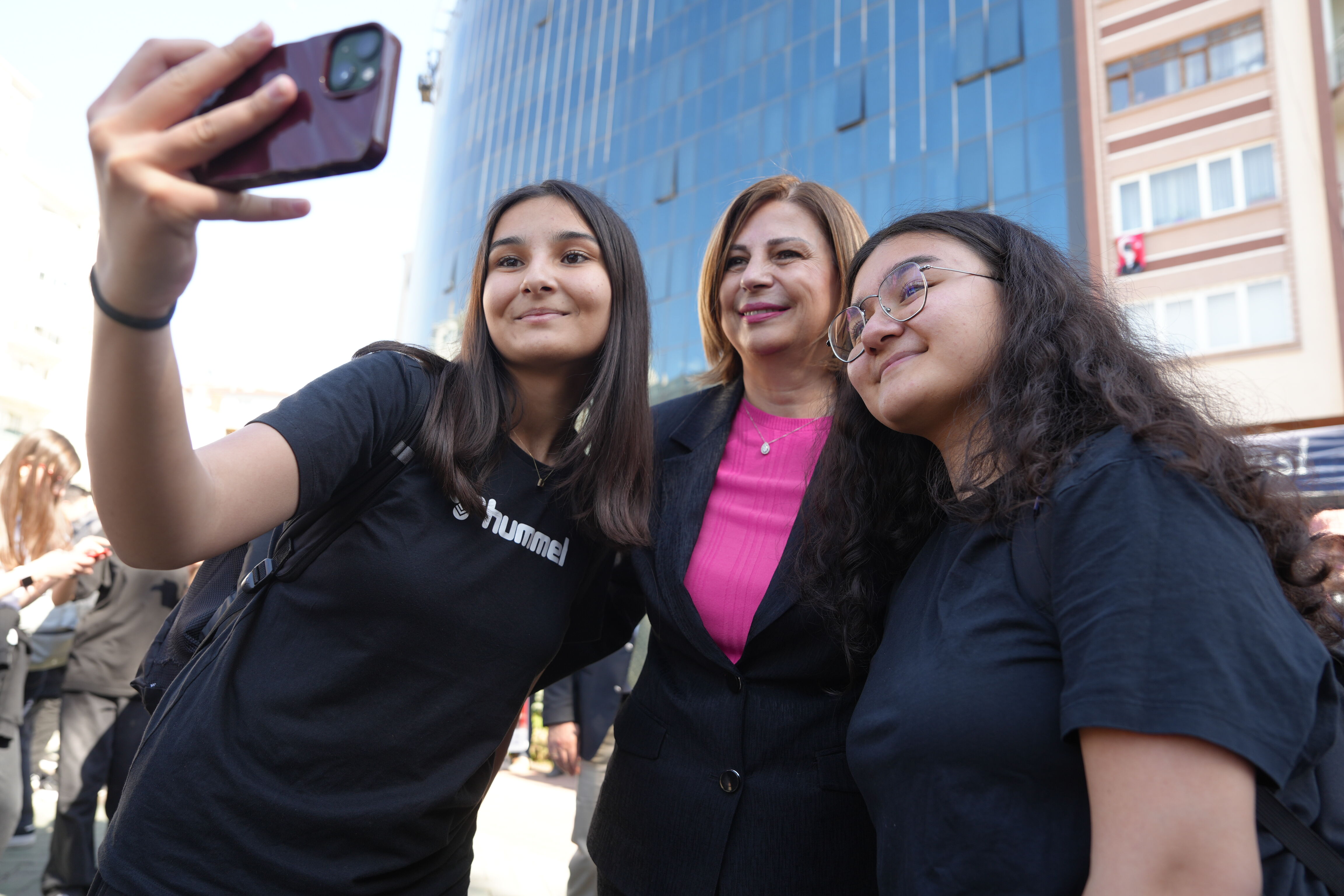 Eski̇şehi̇r’de Genç Yaraticiliğa Yeni̇ Alan “26Alti26” Programi Başliyor (1)